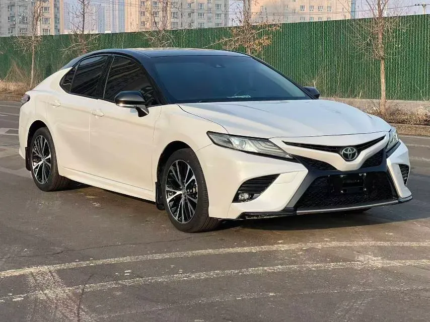 2019 Toyota Camry 2.5L 209HP L4 8AT,autocango,china used car exporter,china ev exporter,chinese used car exporter,chinese used ev exporter