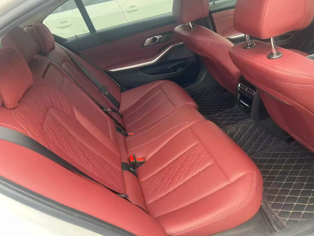 2024 BMW 3 Series 2.0T 156HP L4 8AT,autocango,china used car exporter,china ev exporter,chinese used car exporter,chinese used ev exporter