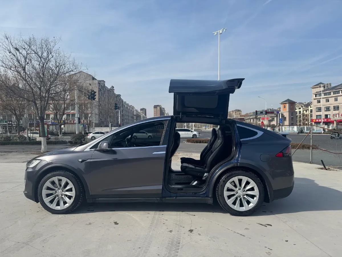 2017 Tesla Model X BEV 100KWH,autocango,china used car exporter,china ev exporter,chinese used car exporter,chinese used ev exporter