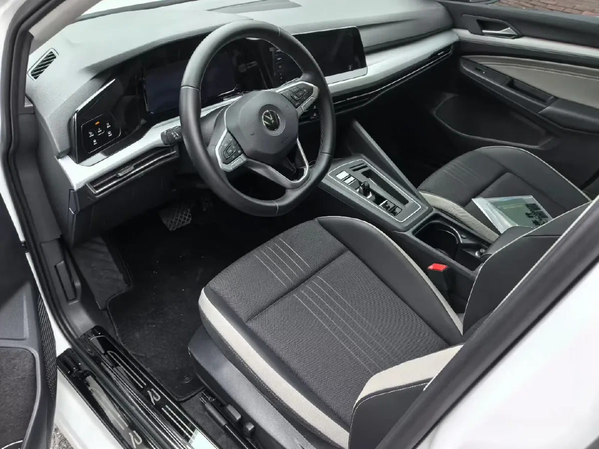 2021 Volkswagen Golf 1.4T 150HP L4 7DCT,autocango,china used car exporter,china ev exporter,chinese used car exporter,chinese used ev exporter