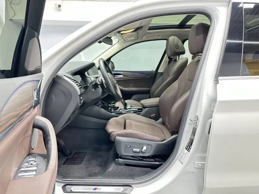 2020 BMW X3 2.0T 224HP L4 8AT,autocango,china used car exporter,china ev exporter,chinese used car exporter,chinese used ev exporter