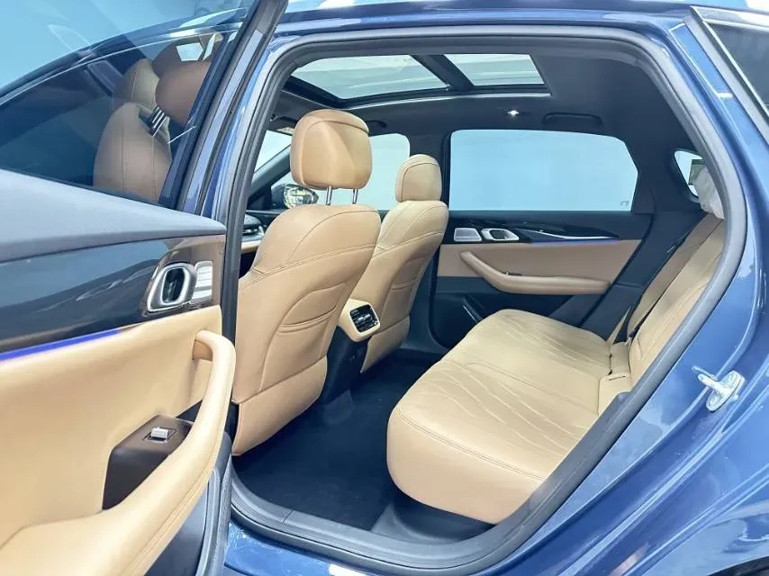 2025 Geely Galaxy A7 1.5L 112HP L4 1DHT PHEV,autocango,china used car exporter,china ev exporter,chinese used car exporter,chinese used ev exporter