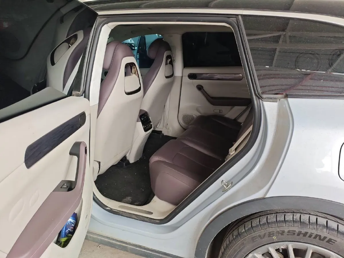 2023 Leapmotor C11 1.2T 131HP L3 REEV 43.74KWH,autocango,china used car exporter,china ev exporter,chinese used car exporter,chinese used ev exporter