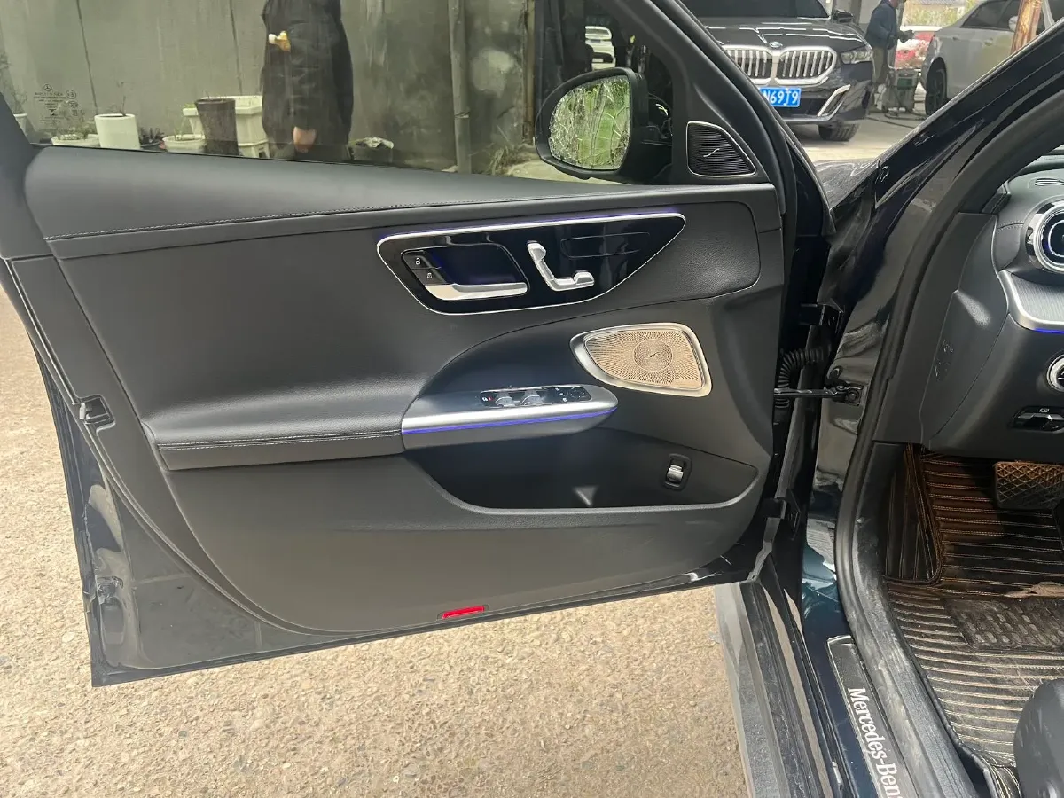 2022 Mercedes-Benz C Class 1.5T 204HP L4 9AT,autocango,china used car exporter,china ev exporter,chinese used car exporter,chinese used ev exporter