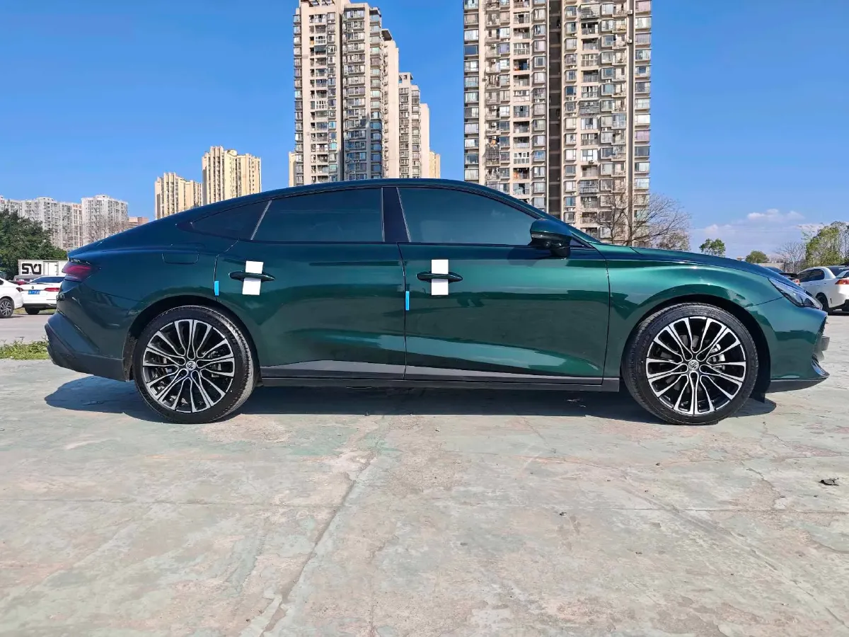 2023 MG 7 1.5T 188HP L4 7DCT,autocango,china used car exporter,china ev exporter,chinese used car exporter,chinese used ev exporter