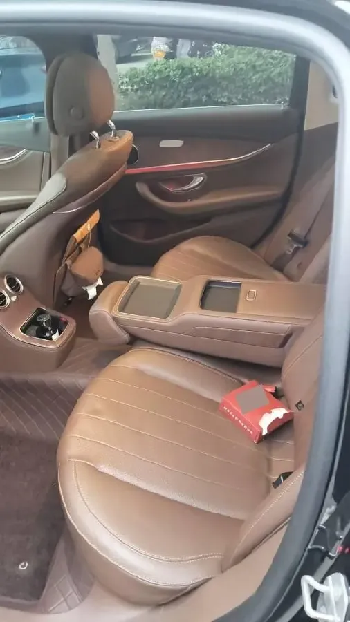 2021 Mercedes-Benz E Class 2.0T 258HP L4 9AT,autocango,china used car exporter,china ev exporter,chinese used car exporter,chinese used ev exporter