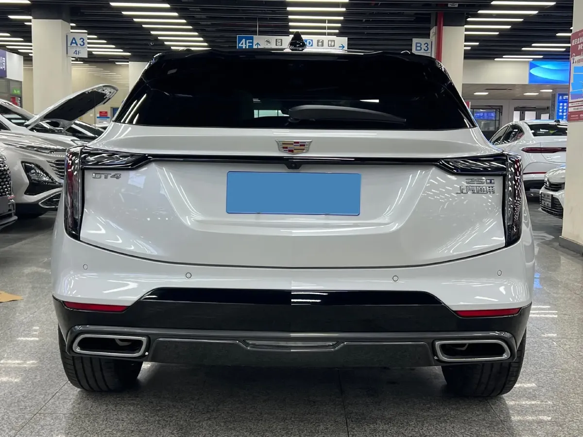 2023 Cadillac GT4 1.5T 211HP L4 9AT,autocango,china used car exporter,china ev exporter,chinese used car exporter,chinese used ev exporter