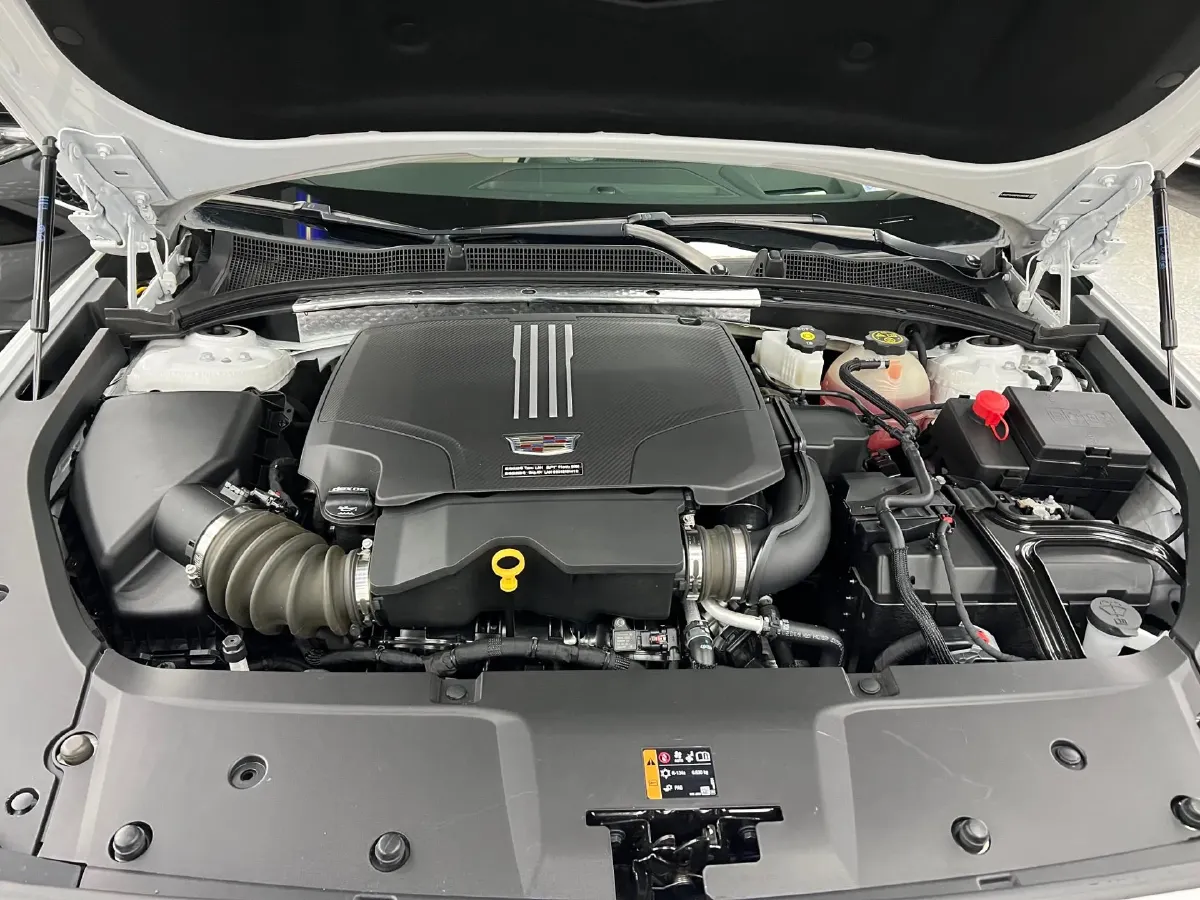 2023 Cadillac GT4 1.5T 211HP L4 9AT,autocango,china used car exporter,china ev exporter,chinese used car exporter,chinese used ev exporter