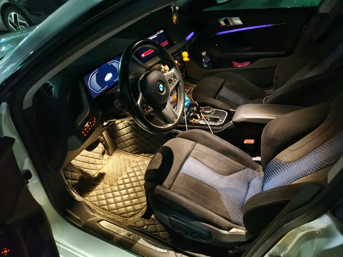 2021 BMW 2 Series 2.0T 192HP L4 7DCT,autocango,china used car exporter,china ev exporter,chinese used car exporter,chinese used ev exporter