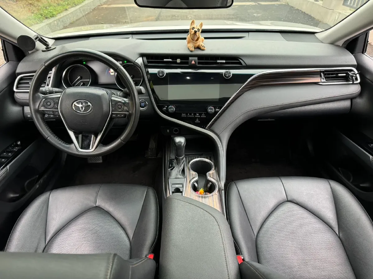 2019 Toyota Camry 2.0L 178HP L4 CVT,autocango,china used car exporter,china ev exporter,chinese used car exporter,chinese used ev exporter