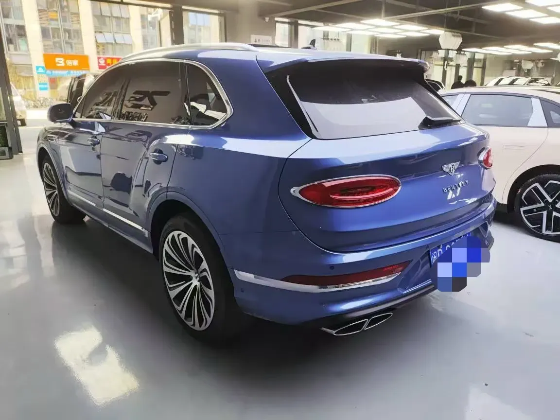 2021 Bentley Bentayga 4.0T 550HP V8 8AT,autocango,china used car exporter,china ev exporter,chinese used car exporter,chinese used ev exporter
