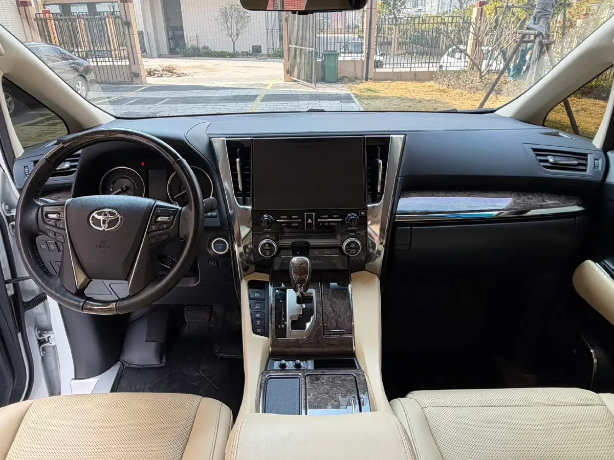2020 Toyota Alphard 2.5L 117HP L4 E-CVT Hybrid,autocango,china used car exporter,china ev exporter,chinese used car exporter,chinese used ev exporter