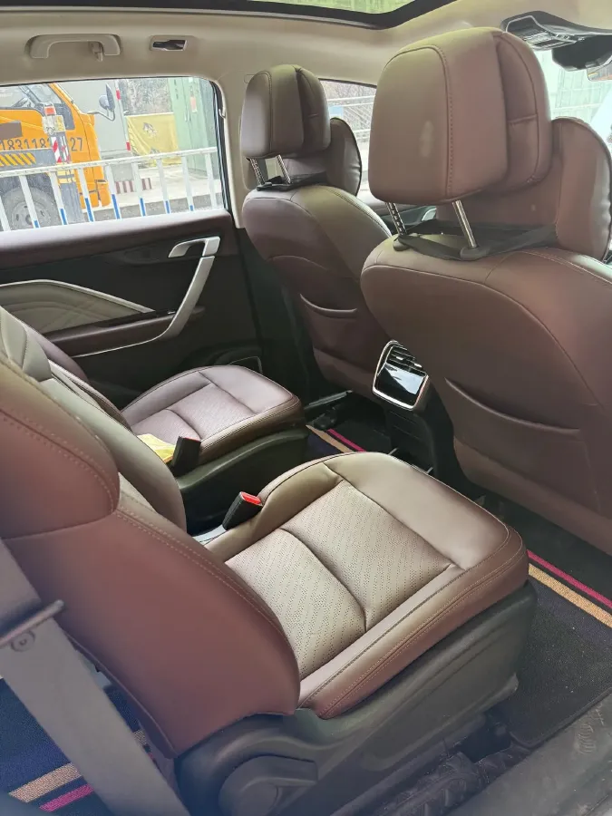 2022 Geely JiaJi 1.8T 184HP L4 7DCT,autocango,china used car exporter,china ev exporter,chinese used car exporter,chinese used ev exporter