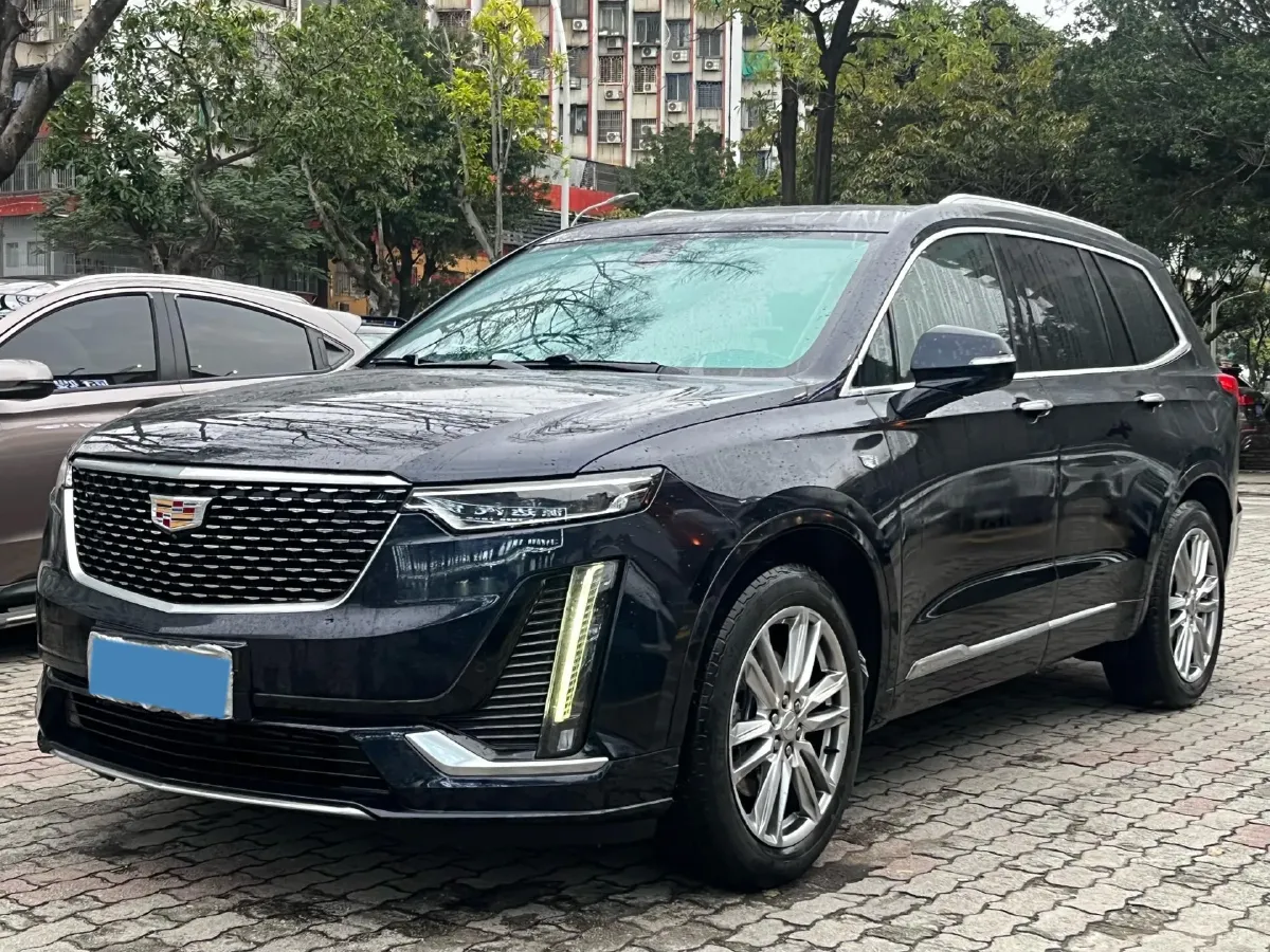 2022 Cadillac XT6 2.0T 237HP L4 9AT,autocango,china used car exporter,china ev exporter,chinese used car exporter,chinese used ev exporter