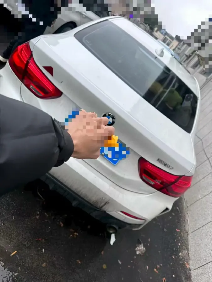 2021 BMW 1 Series 2.0T 192HP L4 7DCT,autocango,china used car exporter,china ev exporter,chinese used car exporter,chinese used ev exporter