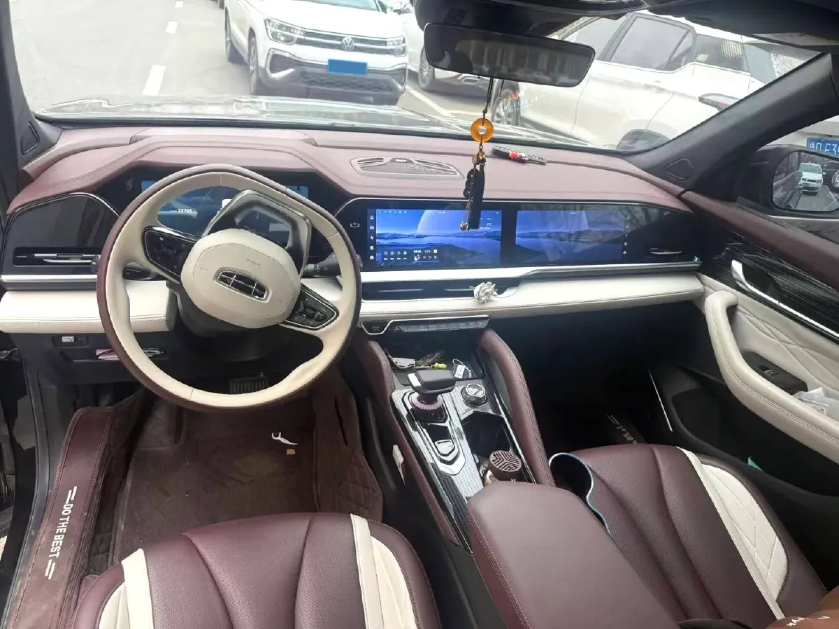 2021 Geely Monjaro 2.0T 218HP L4 7DCT,autocango,china used car exporter,china ev exporter,chinese used car exporter,chinese used ev exporter