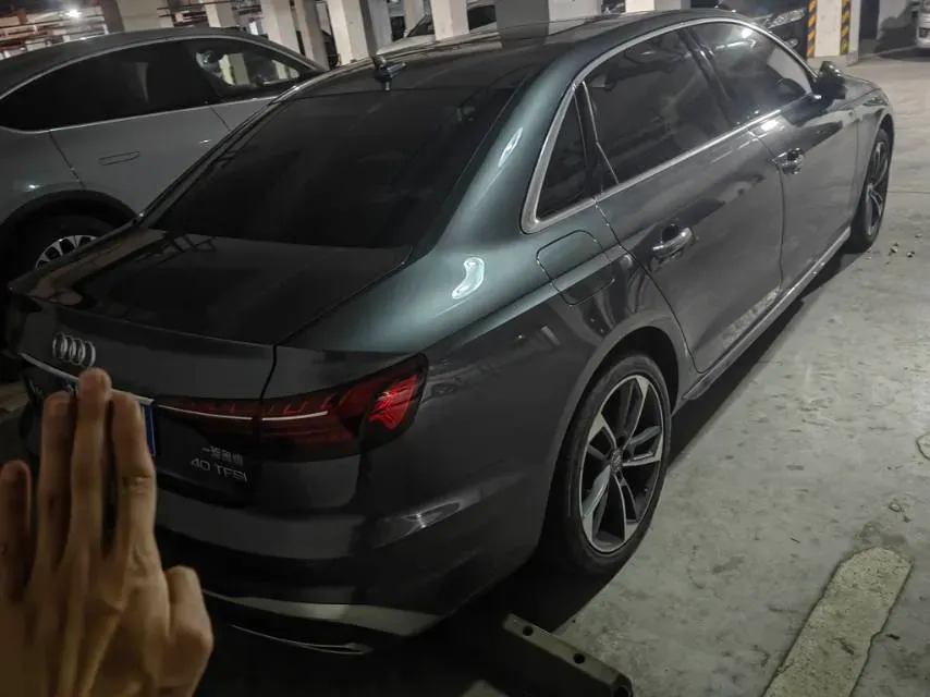 2020 Audi A4L 2.0T 190HP L4 7DCT,autocango,china used car exporter,china ev exporter,chinese used car exporter,chinese used ev exporter