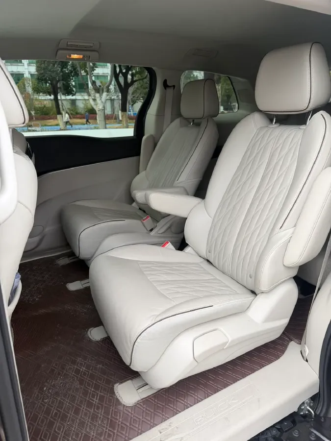 2021 Buick GL8 2.0T 237HP L4 9AT,autocango,china used car exporter,china ev exporter,chinese used car exporter,chinese used ev exporter