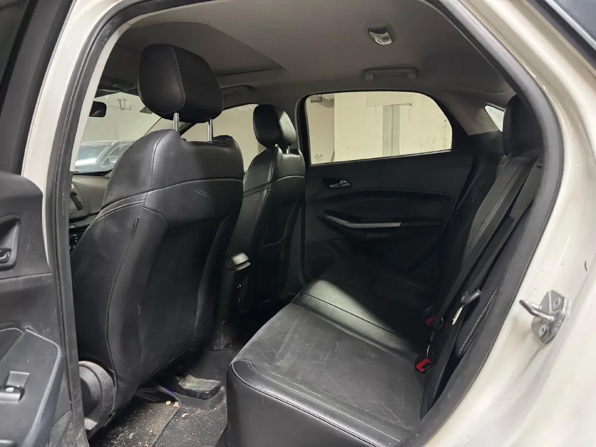 2019 Ford Escort 1.5L 122HP L3 6AT,autocango,china used car exporter,china ev exporter,chinese used car exporter,chinese used ev exporter