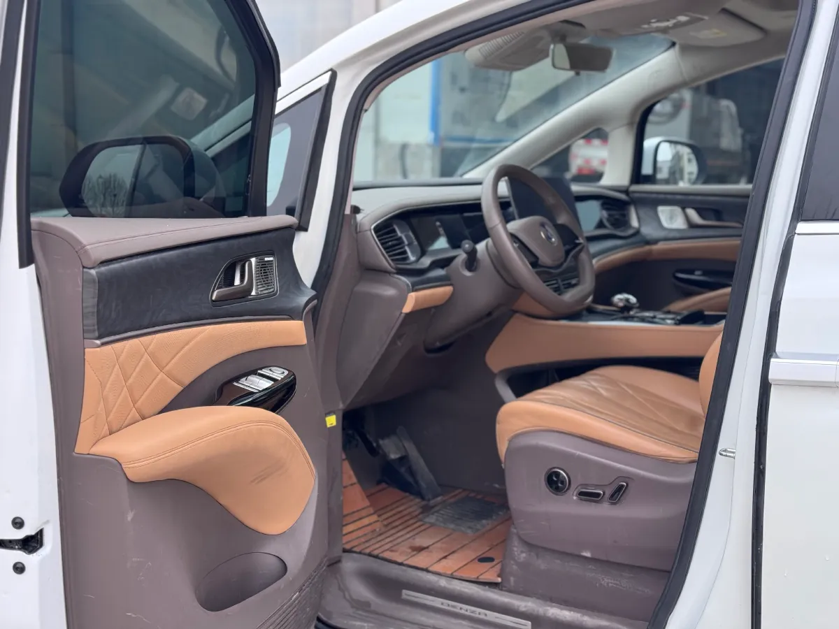 2022 HongQi HS7 3.0T 337HP V6 8AT,autocango,china used car exporter,china ev exporter,chinese used car exporter,chinese used ev exporter