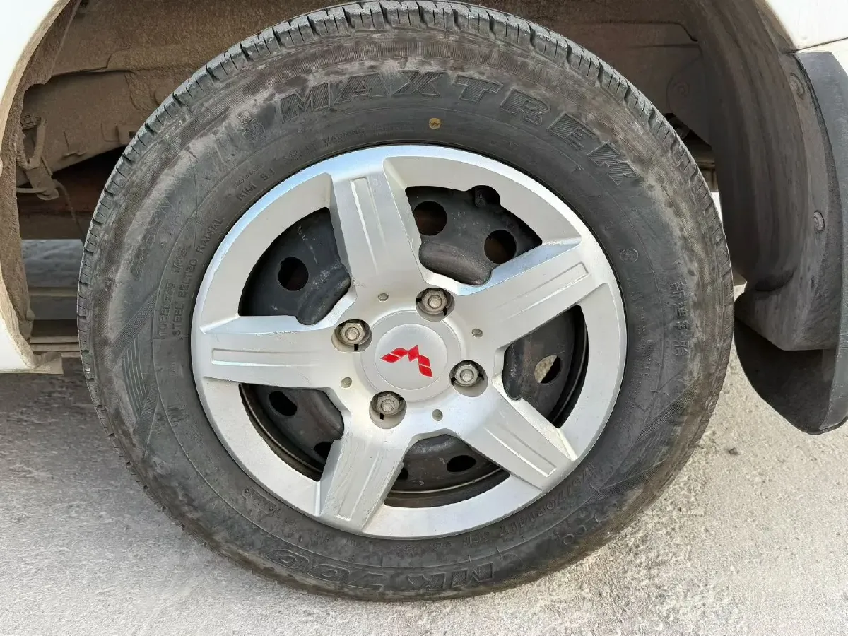 2018 WuLing HongGuang 1.2L 82HP L4 5MT,autocango,china used car exporter,china ev exporter,chinese used car exporter,chinese used ev exporter