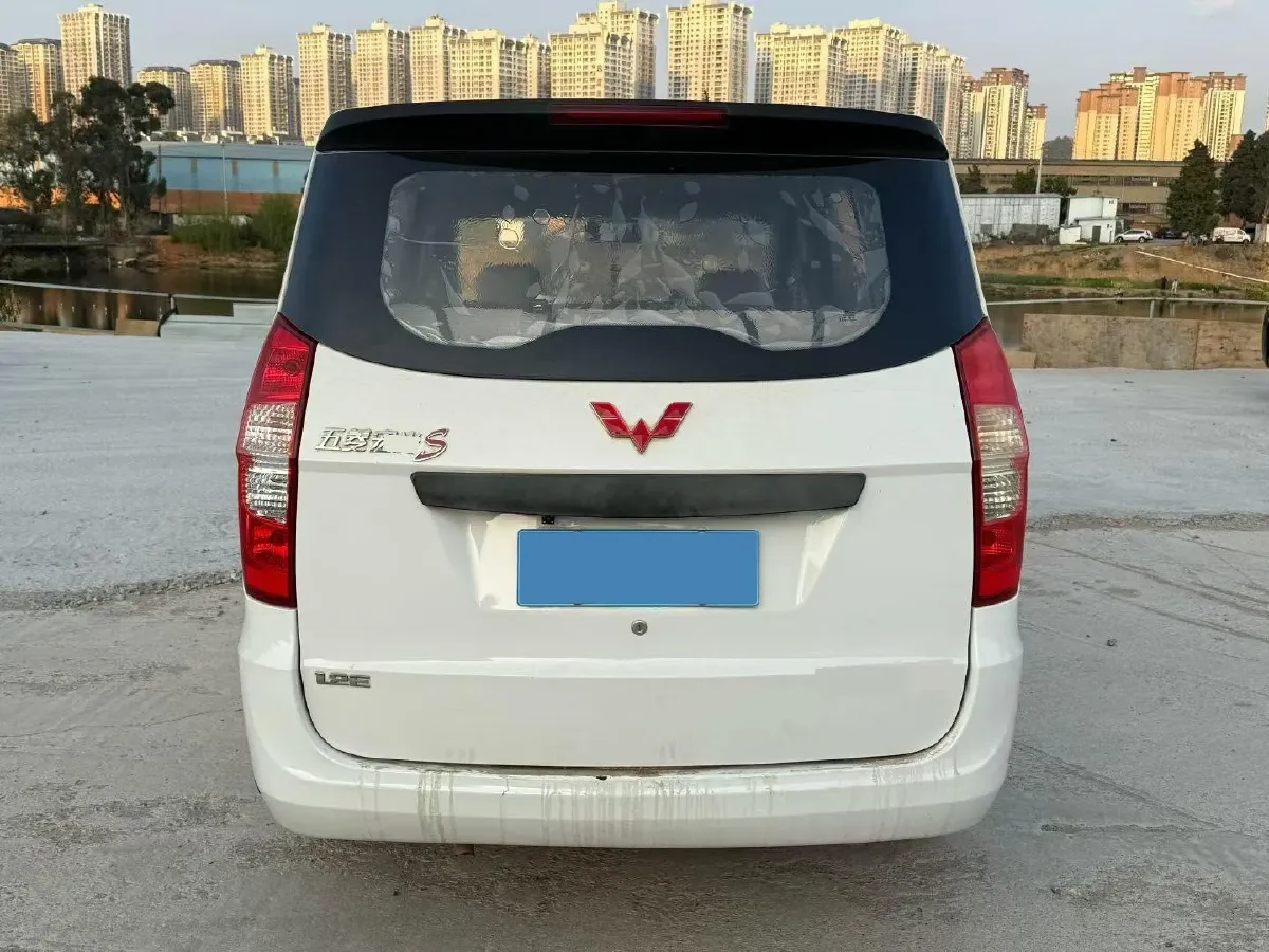 2018 WuLing HongGuang 1.2L 82HP L4 5MT,autocango,china used car exporter,china ev exporter,chinese used car exporter,chinese used ev exporter