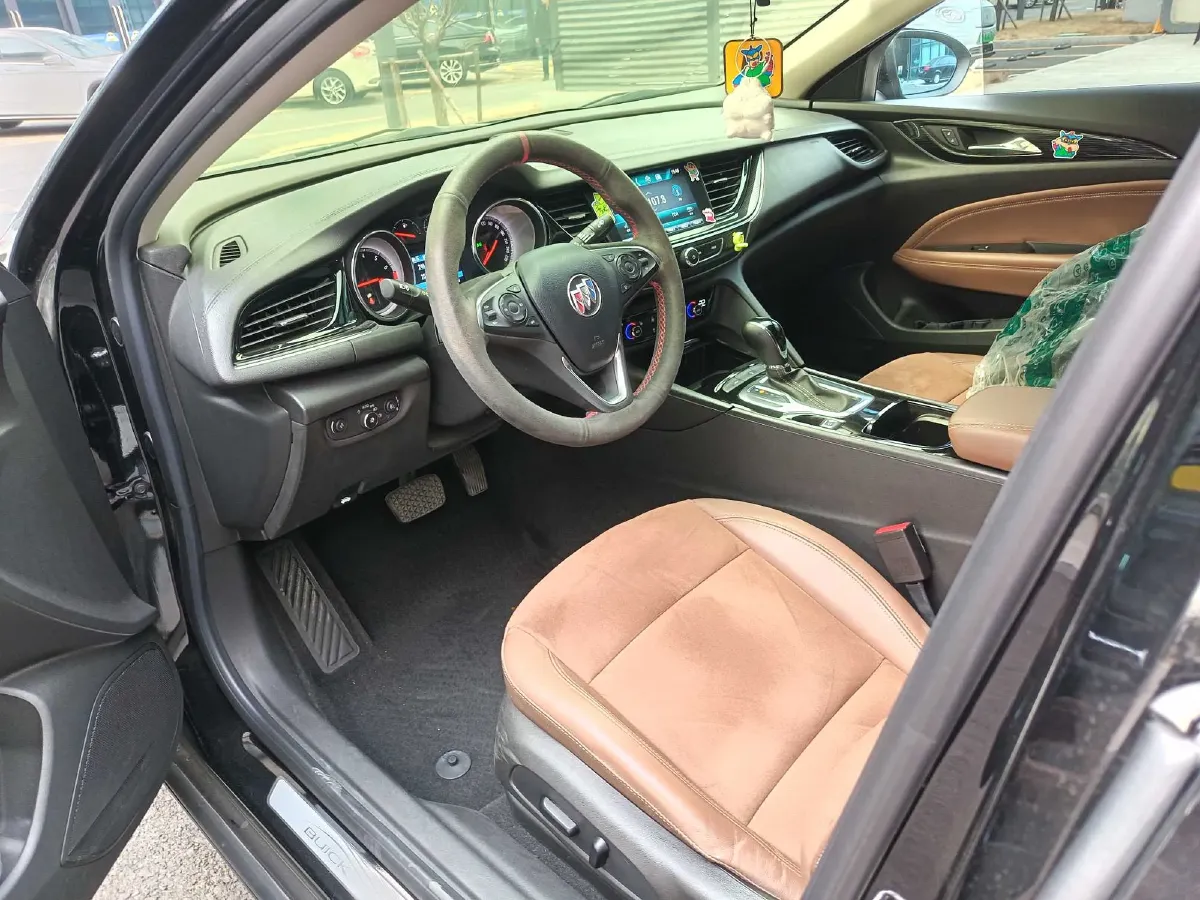 2019 LYNK&CO 03 2.0T 254HP L4 8AT,autocango,china used car exporter,china ev exporter,chinese used car exporter,chinese used ev exporter