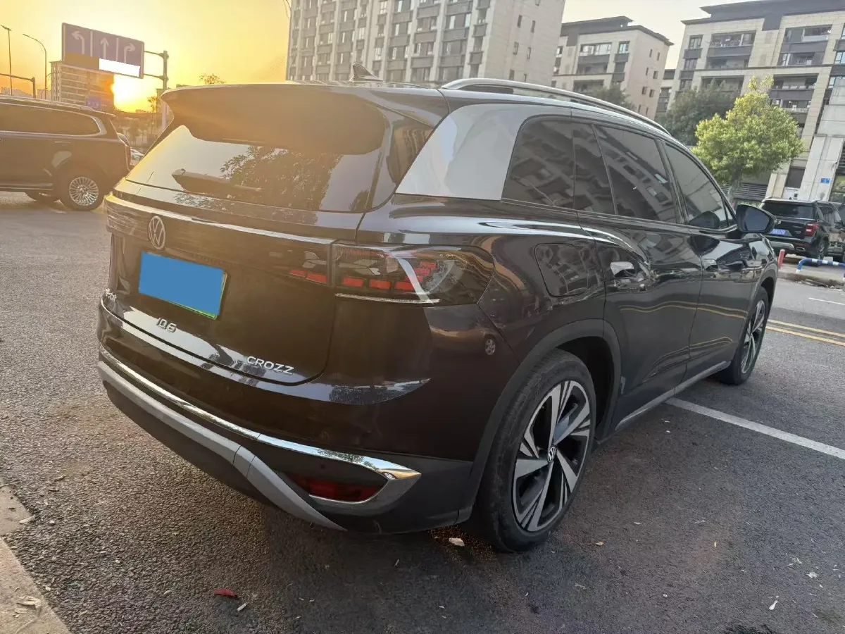 2021 Volkswagen ID.6 Crozz BEV 84.8KWH,autocango,china used car exporter,china ev exporter,chinese used car exporter,chinese used ev exporter