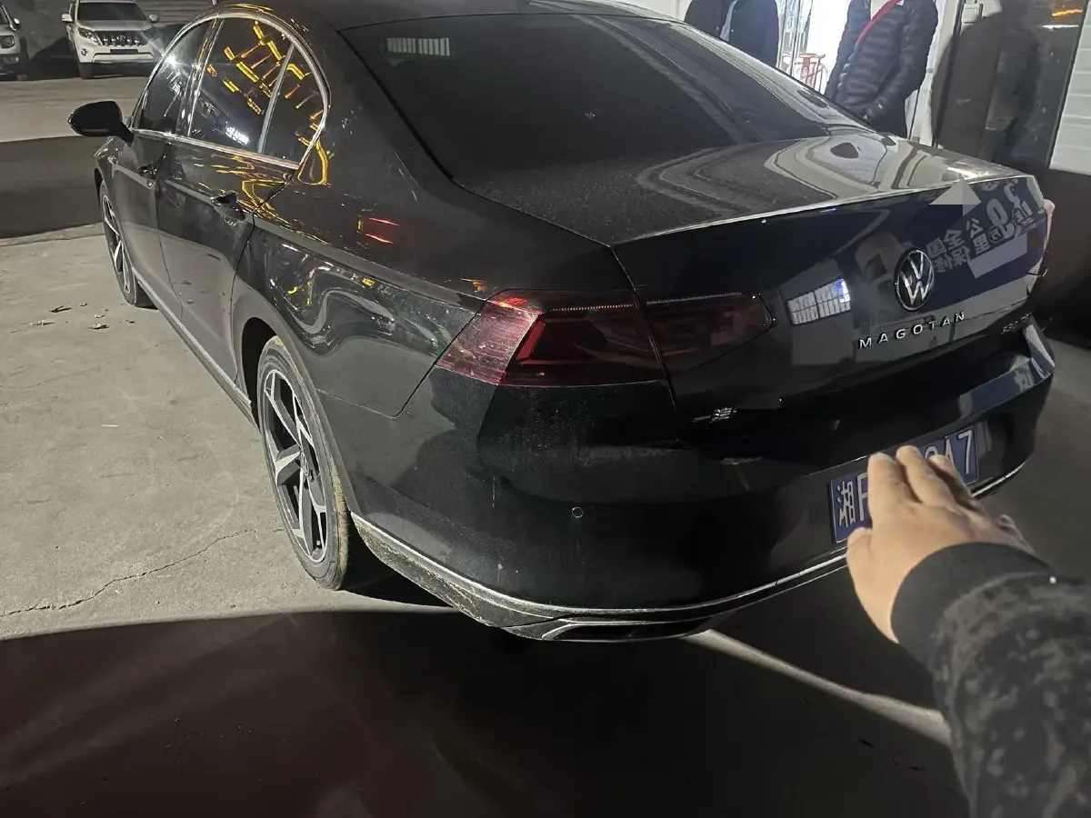2023 Volkswagen Magotan 2.0T 186HP L4 7DCT,autocango,china used car exporter,china ev exporter,chinese used car exporter,chinese used ev exporter