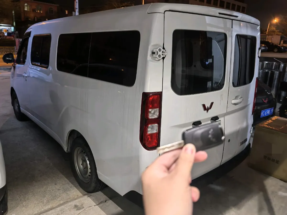 2024 WuLing YangGuang BEV 41.9KWH,autocango,china used car exporter,china ev exporter,chinese used car exporter,chinese used ev exporter