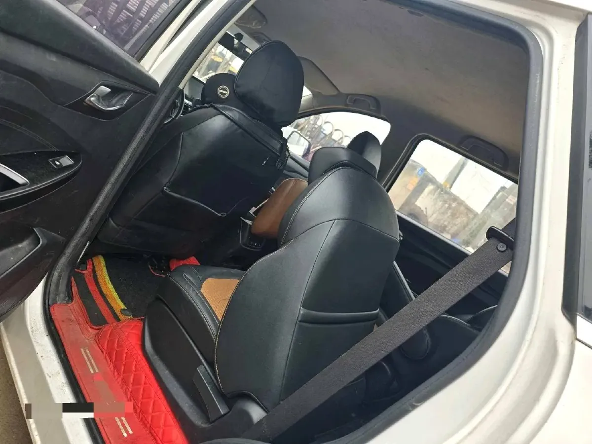2019 WuLing HongGuang S3 1.5L 99HP L4 6MT,autocango,china used car exporter,china ev exporter,chinese used car exporter,chinese used ev exporter