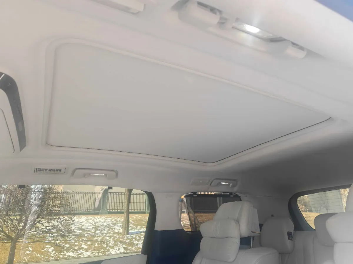 2024 Buick GL8 1.5T 180HP L4 2DHT PHEV 24.4KWH,autocango,china used car exporter,china ev exporter,chinese used car exporter,chinese used ev exporter