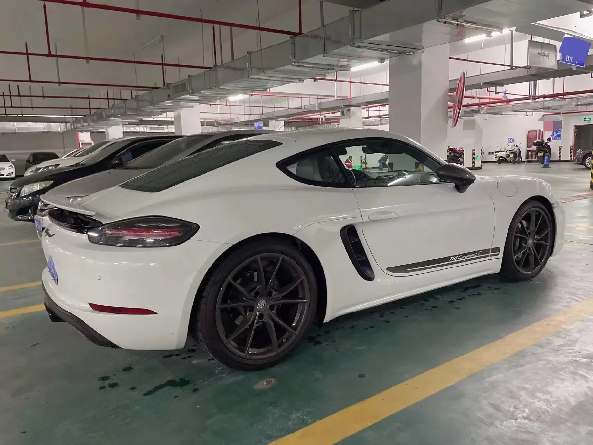 2019 Porsche 718 2.0T 300HP H4 7DCT,autocango,china used car exporter,china ev exporter,chinese used car exporter,chinese used ev exporter