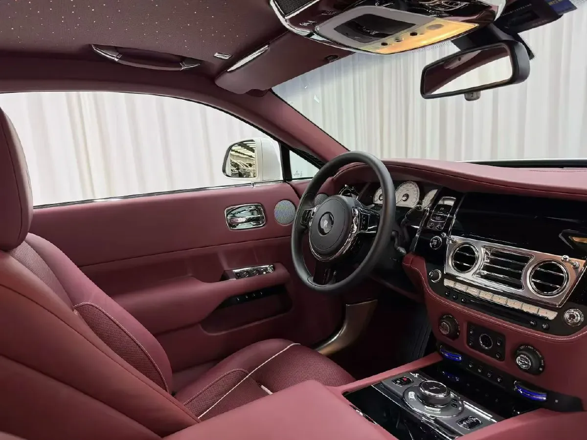 2017 Rolls-Royce Wraith 6.6T 632HP V12 8AT,autocango,china used car exporter,china ev exporter,chinese used car exporter,chinese used ev exporter