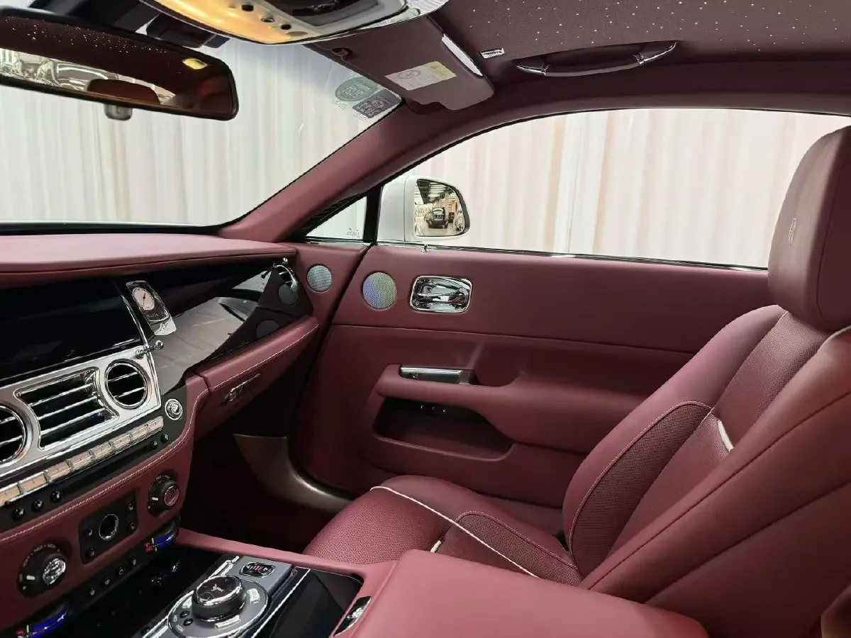 2017 Rolls-Royce Wraith 6.6T 632HP V12 8AT,autocango,china used car exporter,china ev exporter,chinese used car exporter,chinese used ev exporter