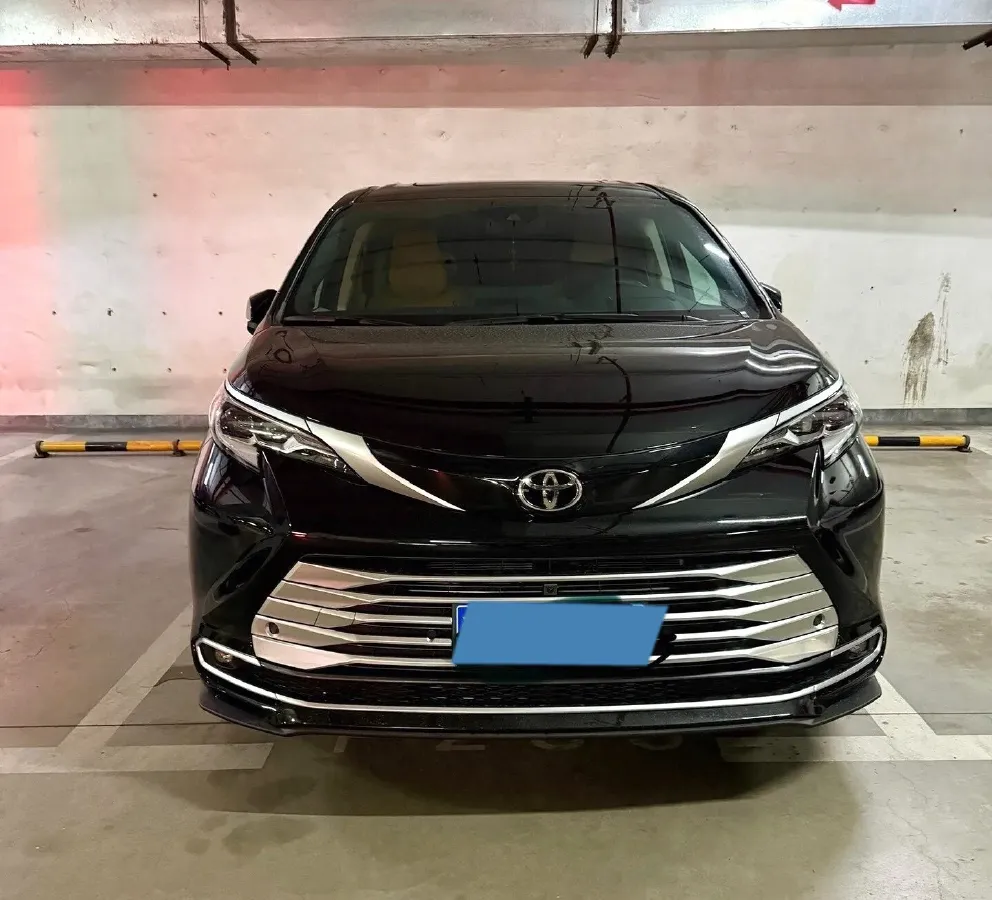 2026 Toyota Sienna 2.5L 189HP L4 E-CVT Hybrid,autocango,china used car exporter,china ev exporter,chinese used car exporter,chinese used ev exporter