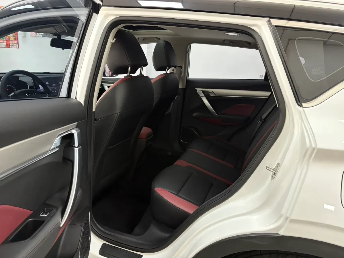 2021 Geely Coolray 1.4T 141HP L4 6DCT,autocango,china used car exporter,china ev exporter,chinese used car exporter,chinese used ev exporter