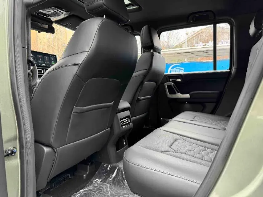 2024 212 212 T01 2.0T 252HP L4 8AT,autocango,china used car exporter,china ev exporter,chinese used car exporter,chinese used ev exporter