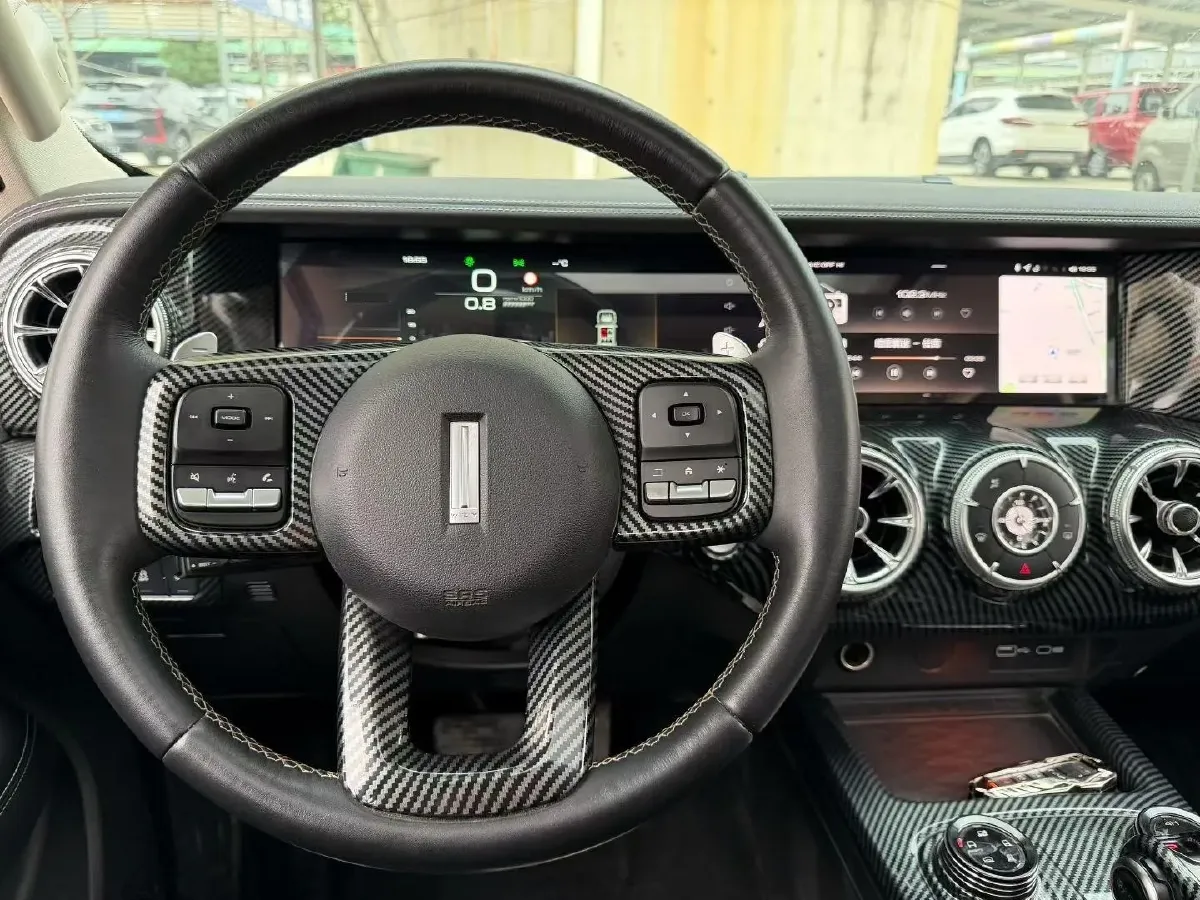 2021 Tank 300 2.0T 227HP L4 8AT,autocango,china used car exporter,china ev exporter,chinese used car exporter,chinese used ev exporter