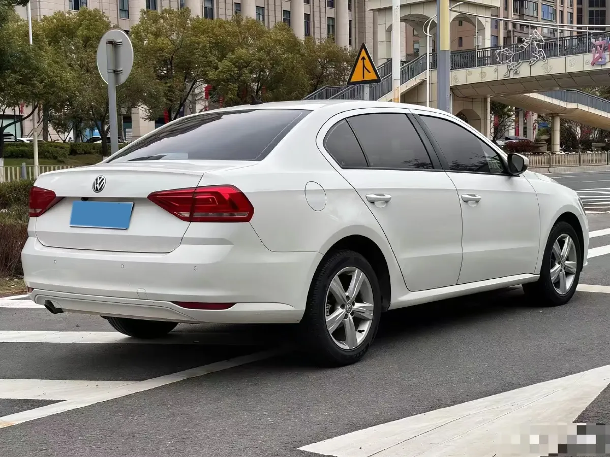 2017 Volkswagen Lavida 1.6L 110HP L4 6AT,autocango,china used car exporter,china ev exporter,chinese used car exporter,chinese used ev exporter
