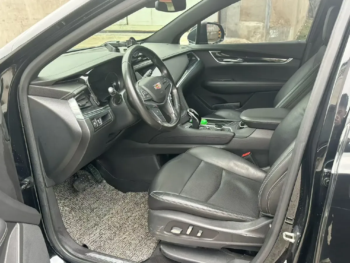 2020 Cadillac XT5 2.0T 241HP L4 9AT,autocango,china used car exporter,china ev exporter,chinese used car exporter,chinese used ev exporter