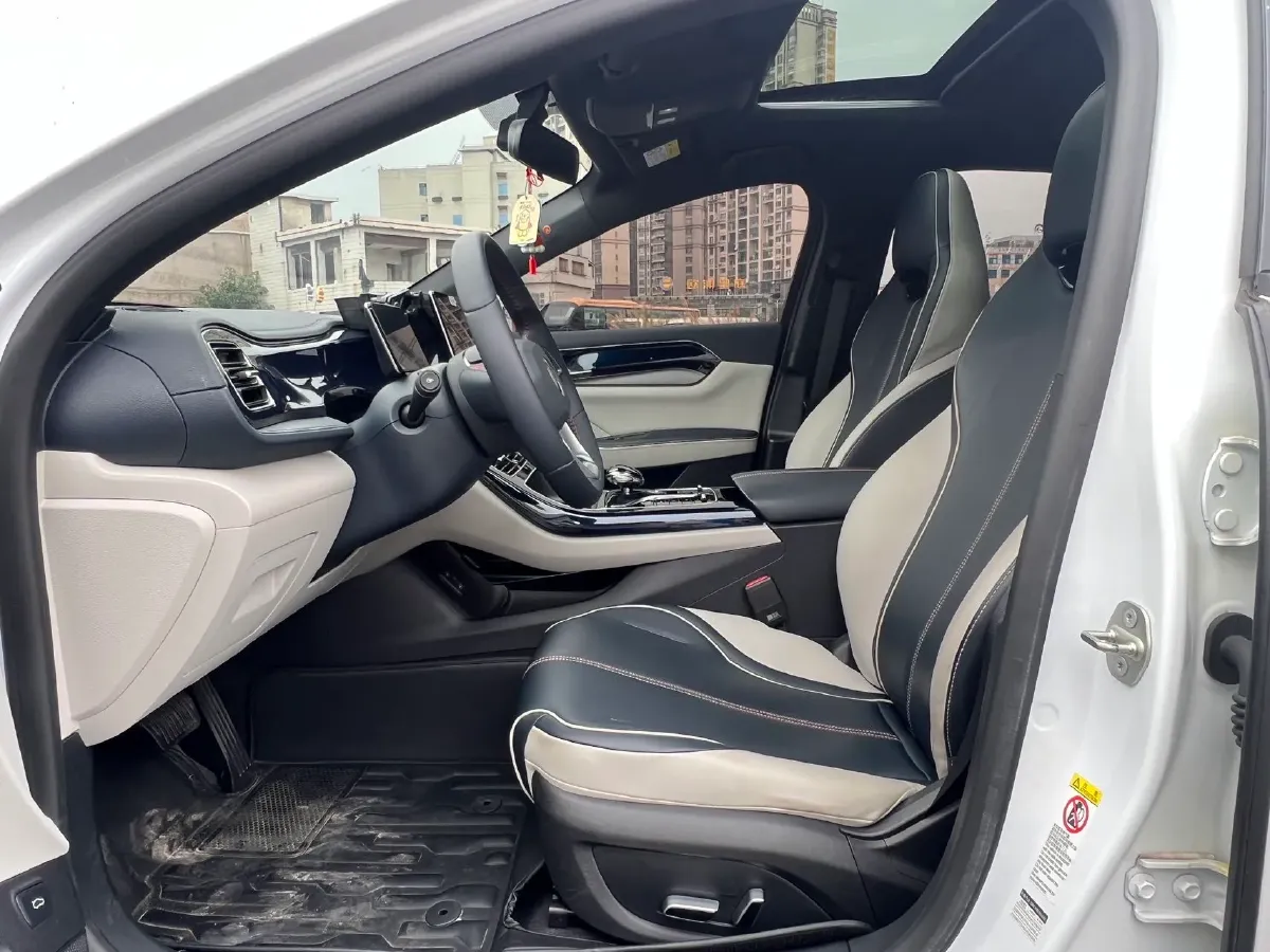 2021 Haval F7 1.5T 169HP L4 7DCT,autocango,china used car exporter,china ev exporter,chinese used car exporter,chinese used ev exporter