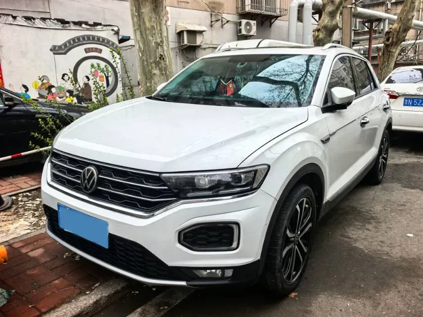 2021 Volkswagen T-Roc 1.4T 150HP L4 7DCT,autocango,china used car exporter,china ev exporter,chinese used car exporter,chinese used ev exporter
