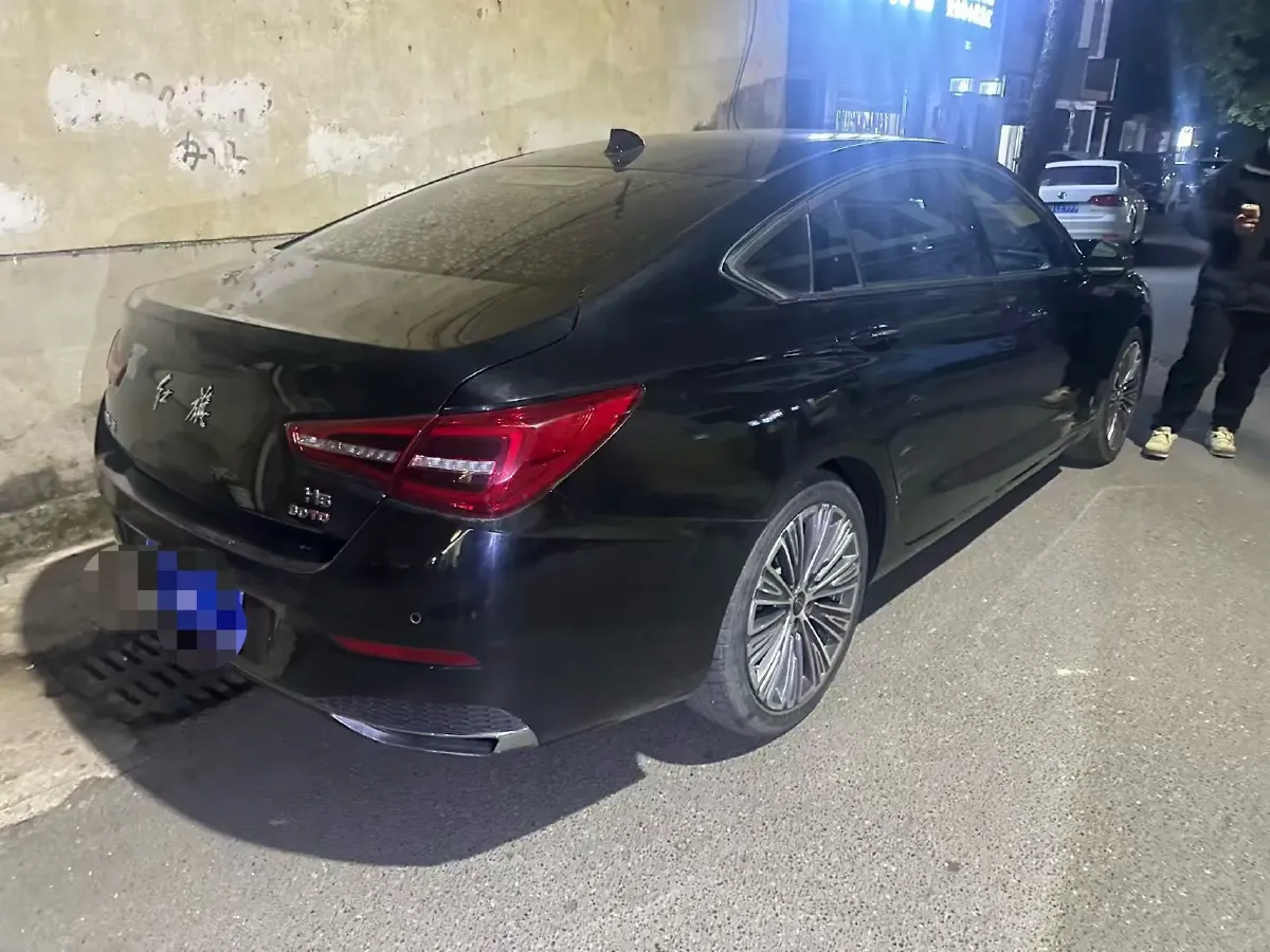 2020 HongQi H5 1.5T 169HP L4 7DCT,autocango,china used car exporter,china ev exporter,chinese used car exporter,chinese used ev exporter