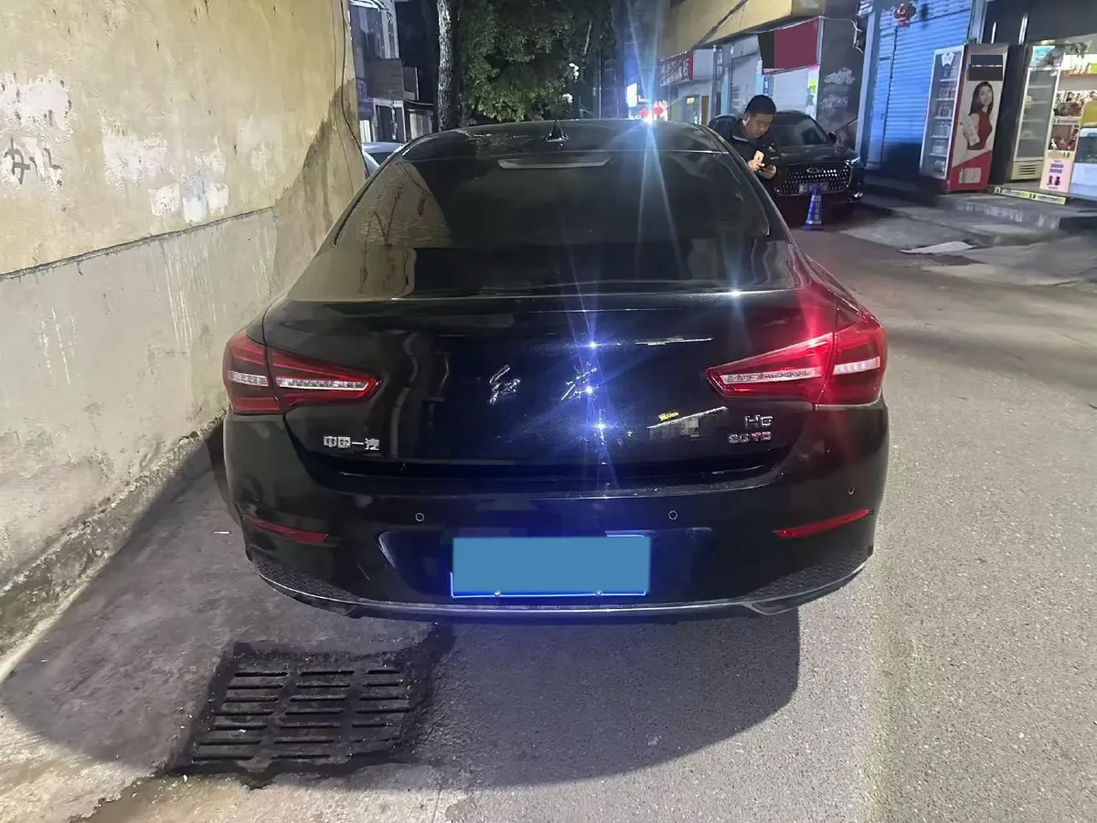 2020 HongQi H5 1.5T 169HP L4 7DCT,autocango,china used car exporter,china ev exporter,chinese used car exporter,chinese used ev exporter