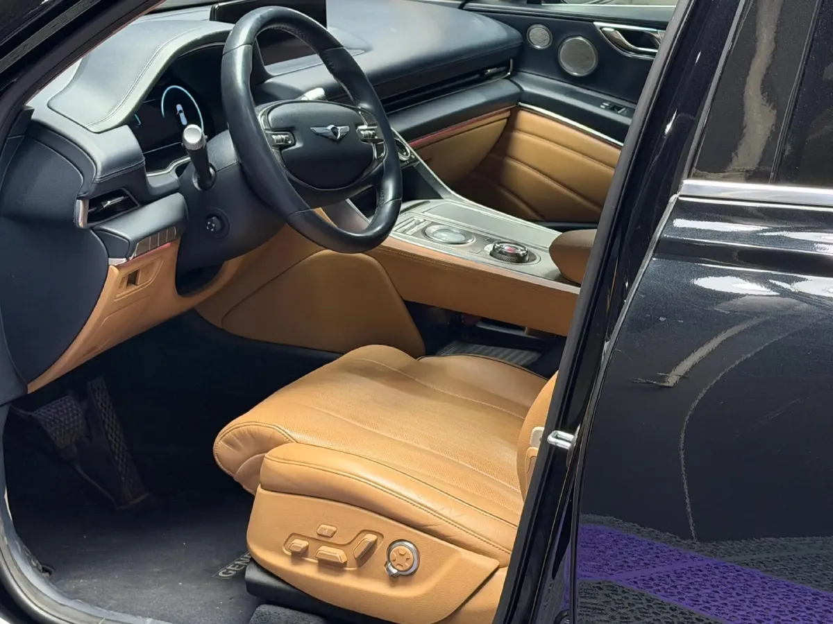 2021 Genesis GV80 2.5T 304HP L4 8AT,autocango,china used car exporter,china ev exporter,chinese used car exporter,chinese used ev exporter