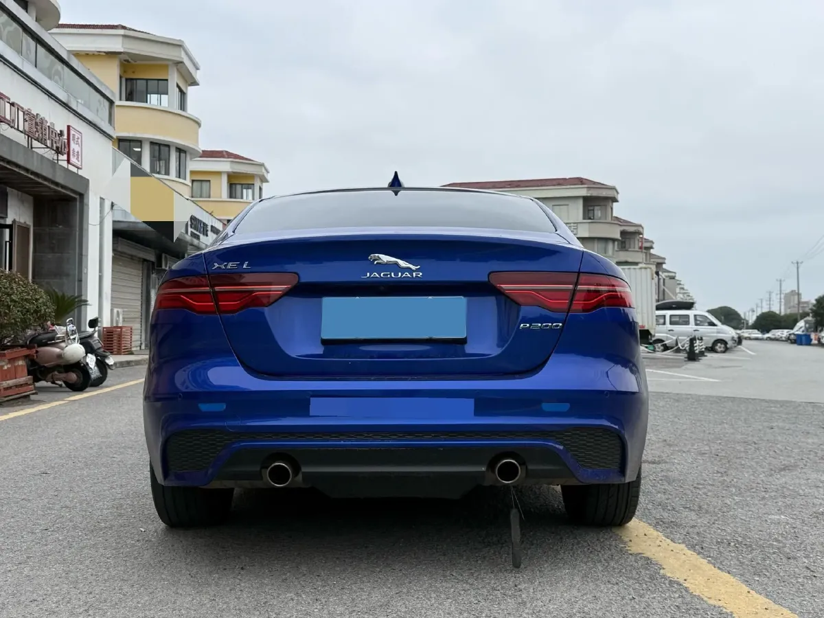 2021 Jaguar XEL 2.0T 200HP L4 8AT,autocango,china used car exporter,china ev exporter,chinese used car exporter,chinese used ev exporter