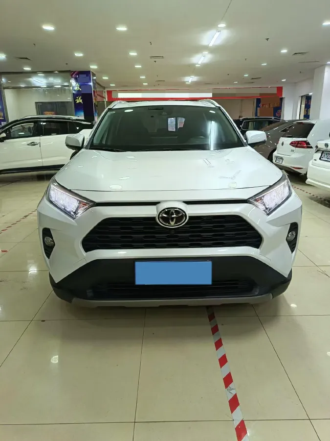 2021 Toyota RAV4 2.0L 171HP L4 CVT,autocango,china used car exporter,china ev exporter,chinese used car exporter,chinese used ev exporter