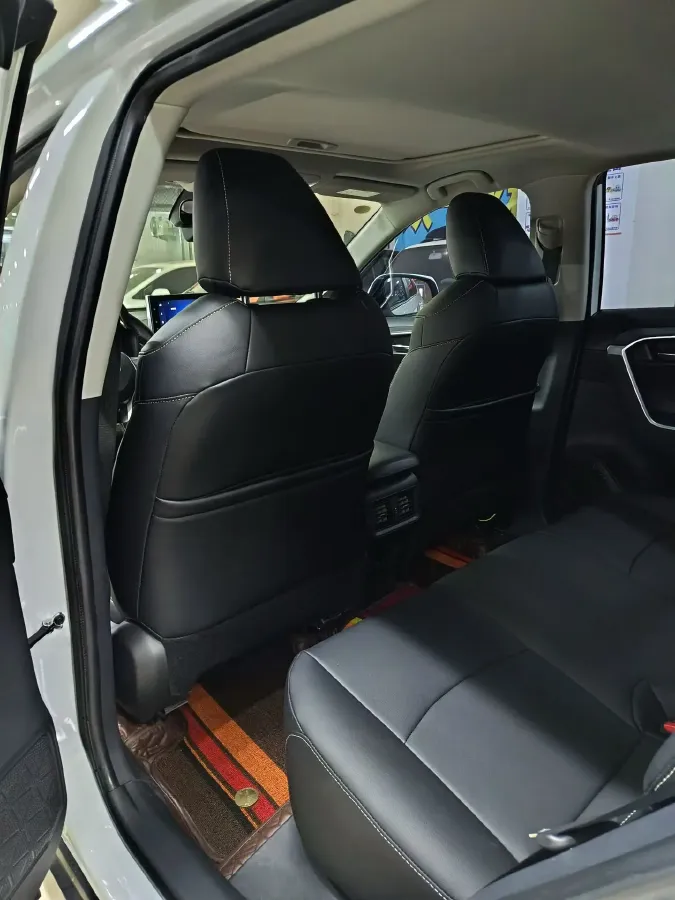 2021 Toyota RAV4 2.0L 171HP L4 CVT,autocango,china used car exporter,china ev exporter,chinese used car exporter,chinese used ev exporter