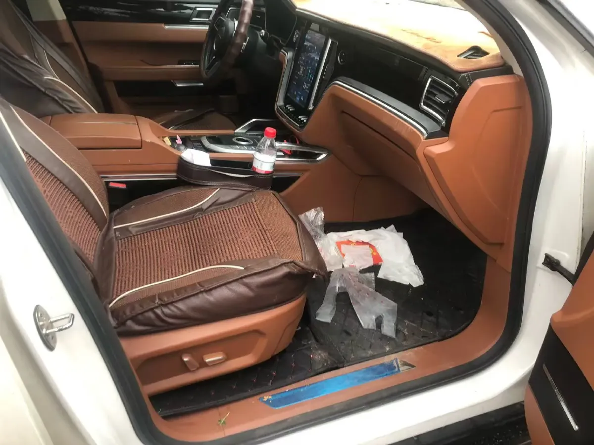 2017 Zotye T700 1.8T 177HP L4 6DCT,autocango,china used car exporter,china ev exporter,chinese used car exporter,chinese used ev exporter